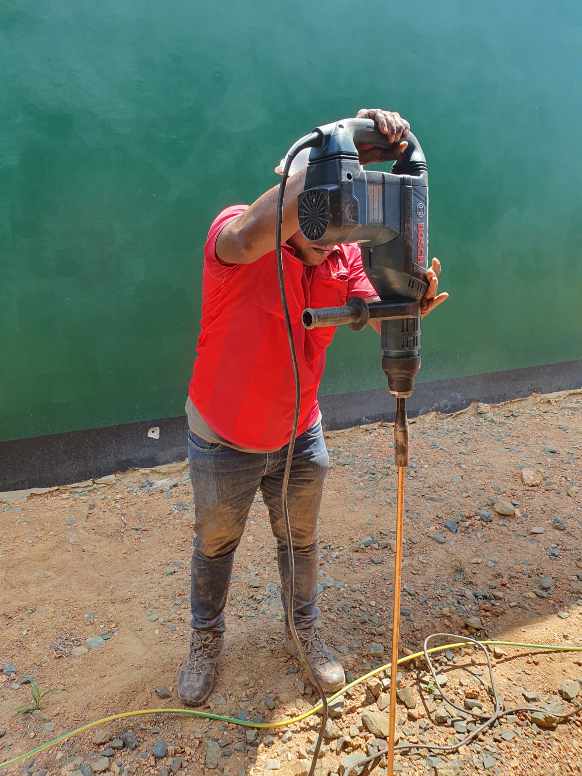 Aarding project new warehouse SPCS Afobaka15